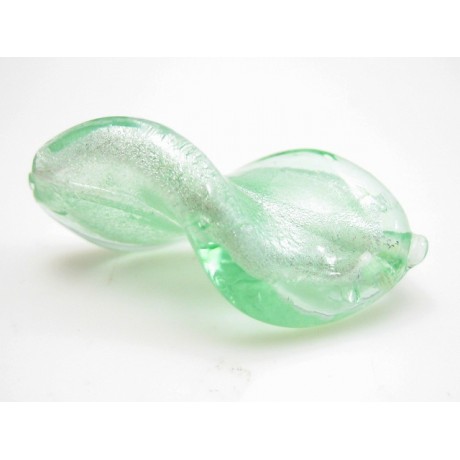 Twisted lys grøn glas perle 30 mm