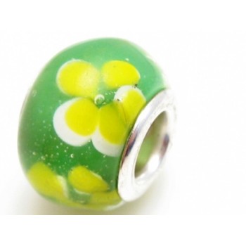 Sommergrøn med gule blomster