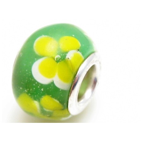 Sommergrøn med gule blomster