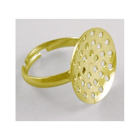 Ring med stor platform gylden - 18+ mm