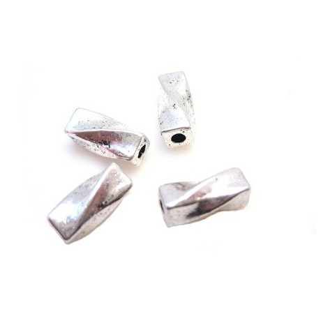 Twistet perle  9   / 1,5 mm - 4stk